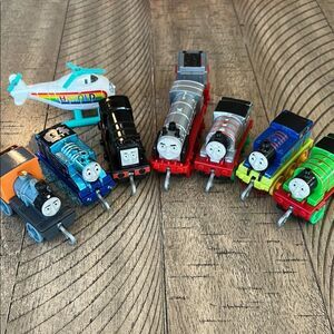 Thomas the Train 🚂 and Harold the Helicopter 🚁 9 piece Toy Set, Choo Choo! 🚆